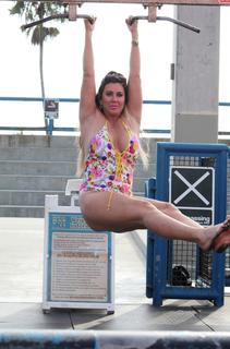 Lisa Appleton feet photo 8