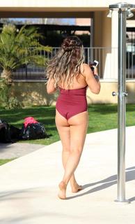 Lisa Appleton feet photo 3