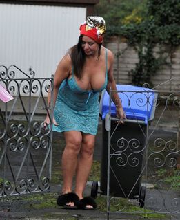 Lisa Appleton feet photo 16
