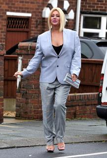 Lisa Appleton feet photo 6