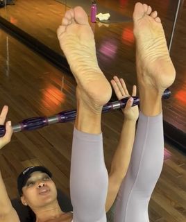 Lisa Arrindell feet photo 4
