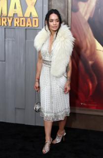 Lisa Bonet feet photo thumbnail