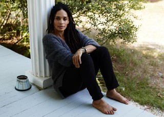 Lisa Bonet feet photo thumbnail