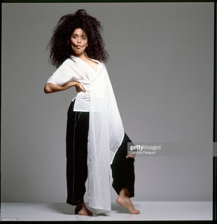 Lisa Bonet feet photo thumbnail