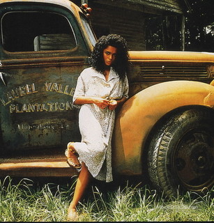 Lisa Bonet feet photo thumbnail