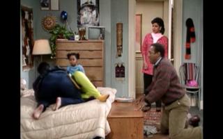 Lisa Bonet feet photo thumbnail