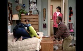 Lisa Bonet feet photo thumbnail