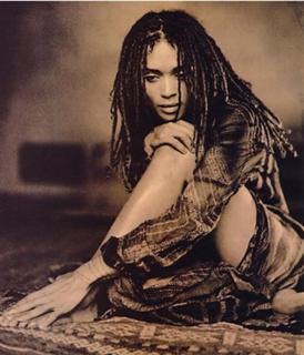 Lisa Bonet feet photo thumbnail