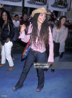 Lisa Bonet feet photo thumbnail