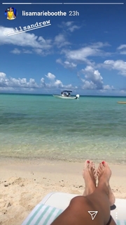 Lisa Boothe feet photo thumbnail