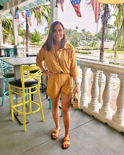 Lisa Boothe feet photo thumbnail