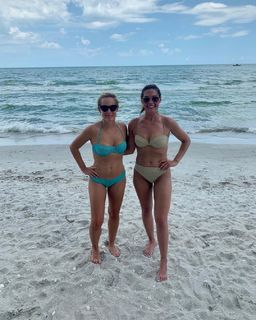 Lisa Boothe feet photo thumbnail