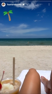 Lisa Boothe feet photo thumbnail