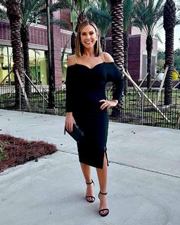 Lisa Boothe feet photo thumbnail