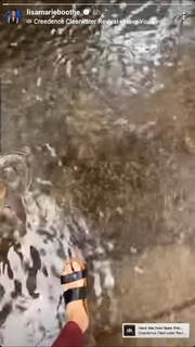 Lisa Boothe feet photo thumbnail