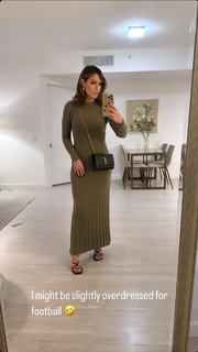 Lisa Boothe feet photo thumbnail