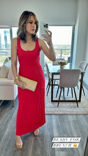 Lisa Boothe feet photo thumbnail