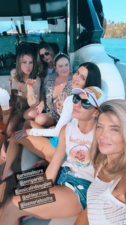 Lisa Boothe feet photo thumbnail