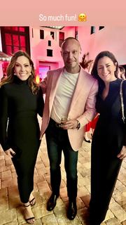 Lisa Boothe feet photo thumbnail