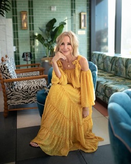 Lisa Breckenridge feet photo 5