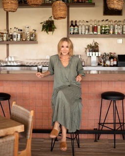 Lisa Breckenridge feet photo 13