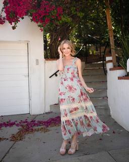 Lisa Breckenridge feet photo 7