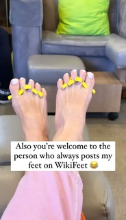 Lisa Breckenridge feet photo 1