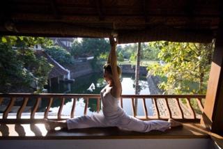 Lisa Dwan feet photo 17