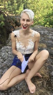 Lisa Eckhart feet photo 2