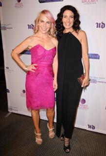 Lisa Edelstein feet photo thumbnail