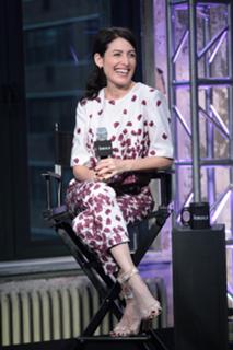 Lisa Edelstein feet photo thumbnail
