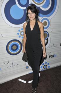 Lisa Edelstein feet photo thumbnail