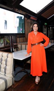 Lisa Edelstein feet photo thumbnail