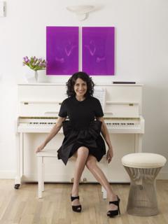Lisa Edelstein feet photo thumbnail