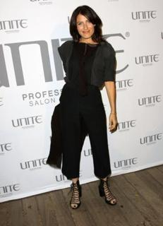 Lisa Edelstein feet photo thumbnail