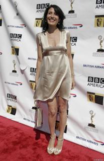 Lisa Edelstein feet photo thumbnail
