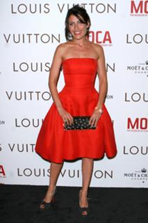 Lisa Edelstein feet photo thumbnail