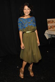 Lisa Edelstein feet photo thumbnail