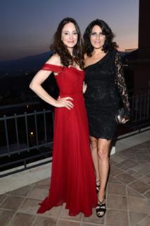 Lisa Edelstein feet photo thumbnail