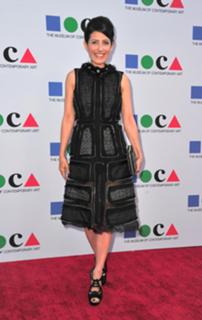 Lisa Edelstein feet photo thumbnail