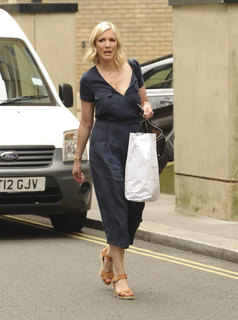 Lisa Faulkner feet photo 1