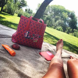Lisa Faulkner feet photo 9