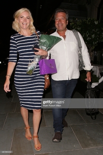 Lisa Faulkner feet photo 7