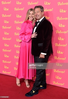 Lisa Faulkner feet photo 18
