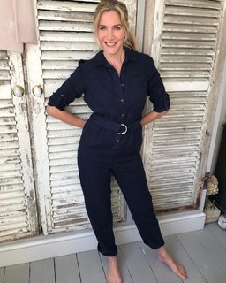 Lisa Faulkner feet photo 12