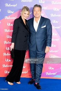 Lisa Faulkner feet photo 3