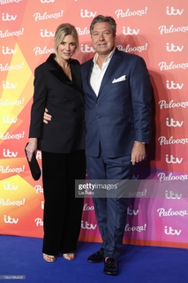Lisa Faulkner feet photo 20
