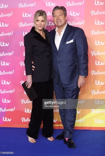 Lisa Faulkner feet photo 18