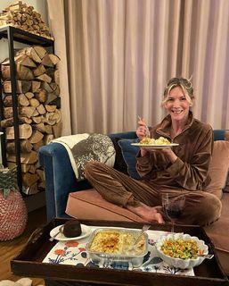 Lisa Faulkner feet photo 2