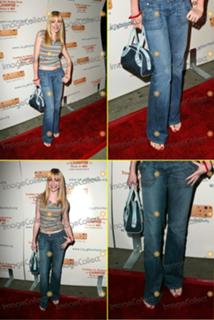 Lisa Foiles feet photo 15